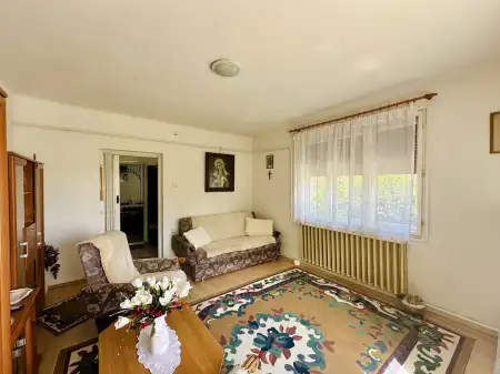 Eladó családi ház, Fót 5 szoba 185 m² 89.9 M Ft