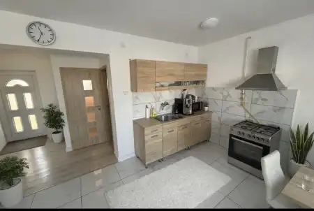 Eladó családi ház, Gávavencsellő 2+1 szoba 90 m² 34.9 M Ft