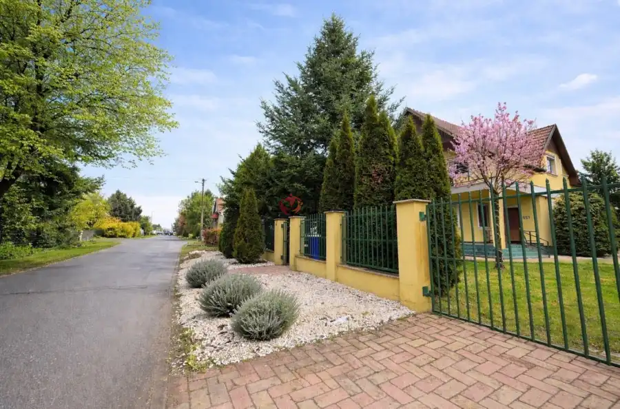 eladó családi ház, Nyíregyháza