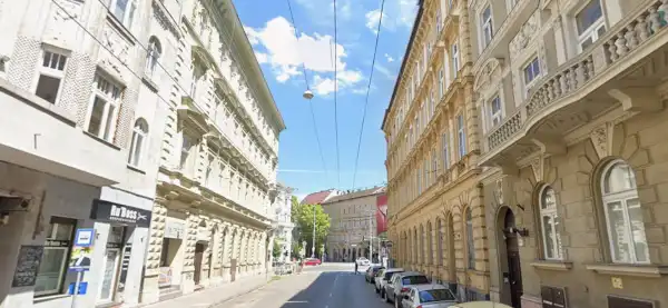 Eladó téglalakás, Budapest, V. kerület 1 szoba 26 m² 40.8 M Ft