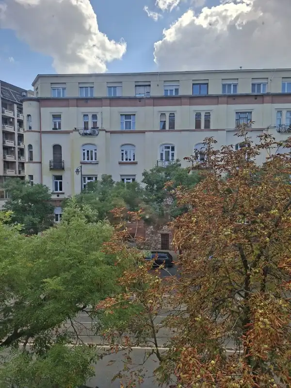 Eladó téglalakás, Budapest, XI. kerület 2+1 szoba 87 m² 110 M Ft